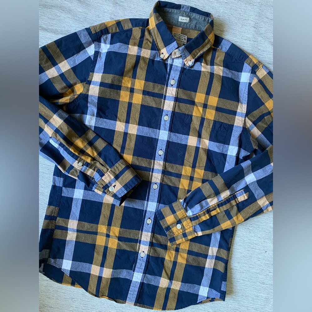 J.Grew Men's Navy and Mustard Plaid Button-Down Shirt size S